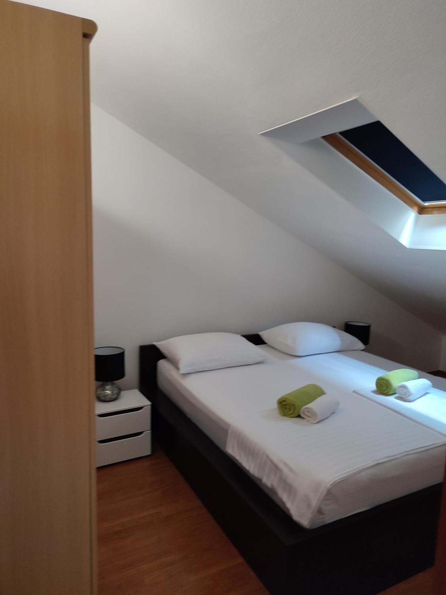 Top Floor Apartment With Sea View Kaštela Rum bild